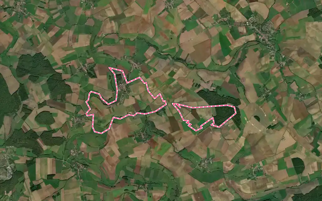 Vue satellite de Aulnois-sur-Seille avec ses contours administratifs