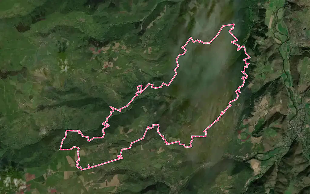 Vue satellite de Auriac-l'Église avec ses contours administratifs