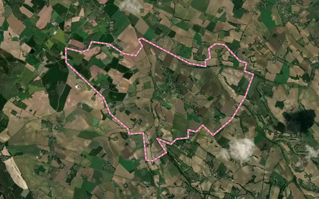 Vue satellite de Aussac avec ses contours administratifs