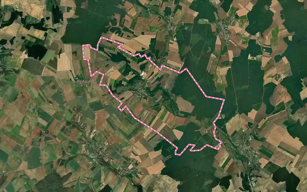 Vue satellite de Auvet-et-la-Chapelotte avec ses contours administratifs