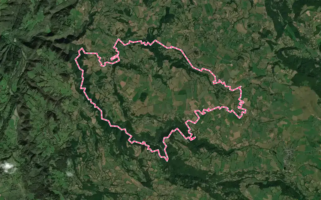 Vue satellite de Auzers avec ses contours administratifs