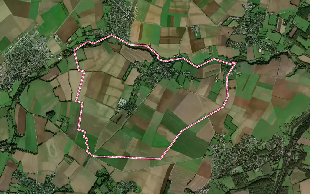 Vue satellite de Avenay avec ses contours administratifs