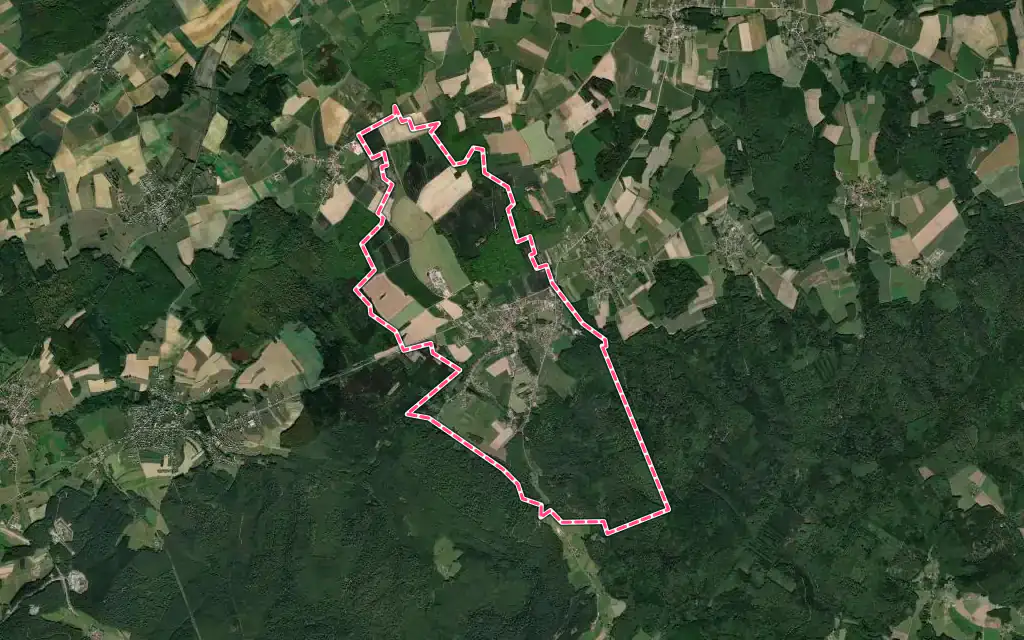 Vue satellite de Aydoilles avec ses contours administratifs