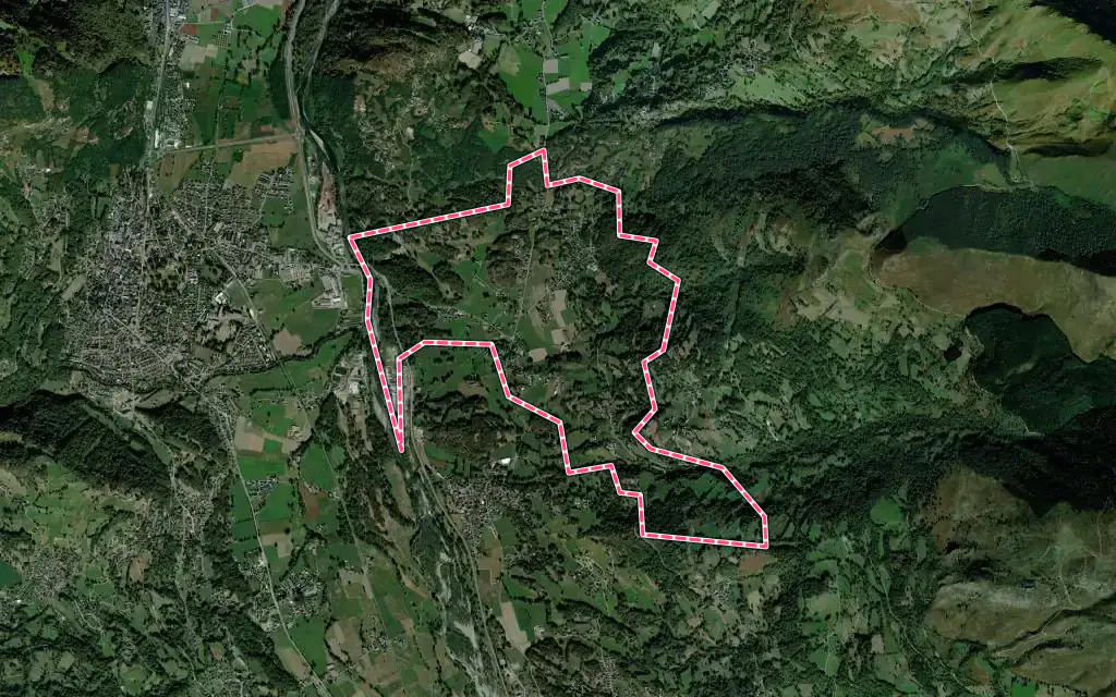 Vue satellite de Ayros-Arbouix avec ses contours administratifs