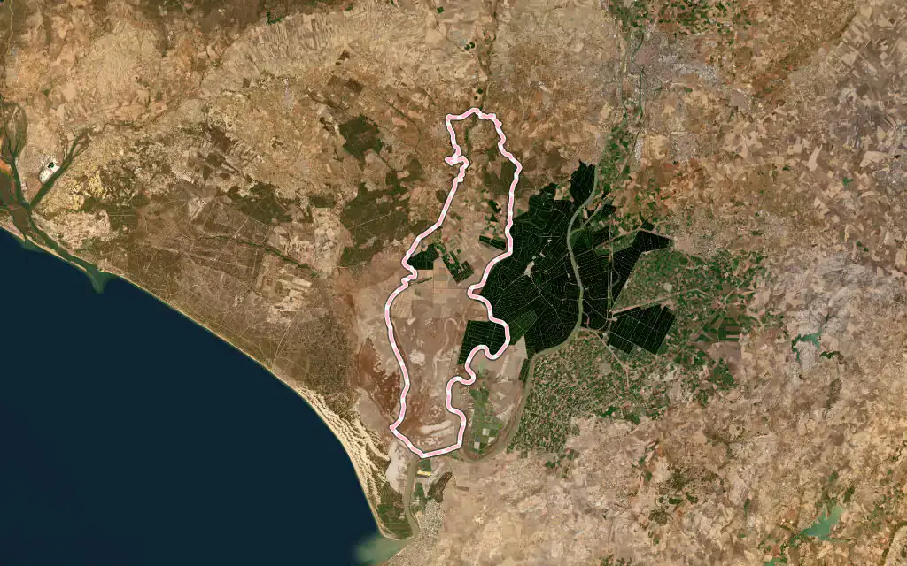 Vista satélite de Aznalcázar con su contorno administrativo