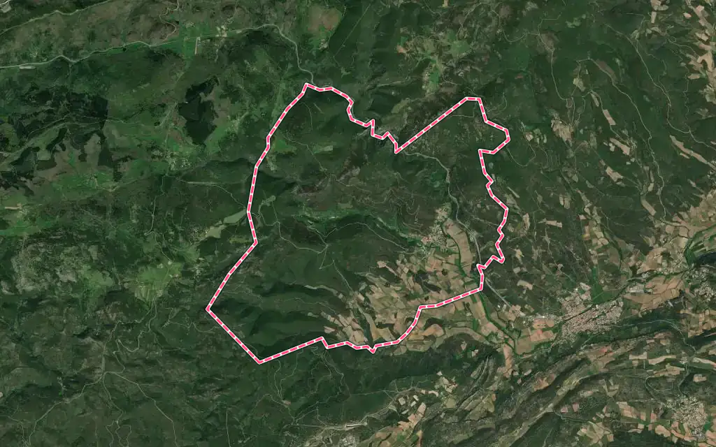 Vue satellite de Babeau-Bouldoux avec ses contours administratifs