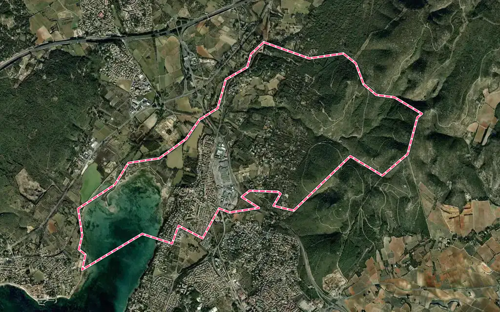 Vue satellite de Balaruc-le-Vieux avec ses contours administratifs