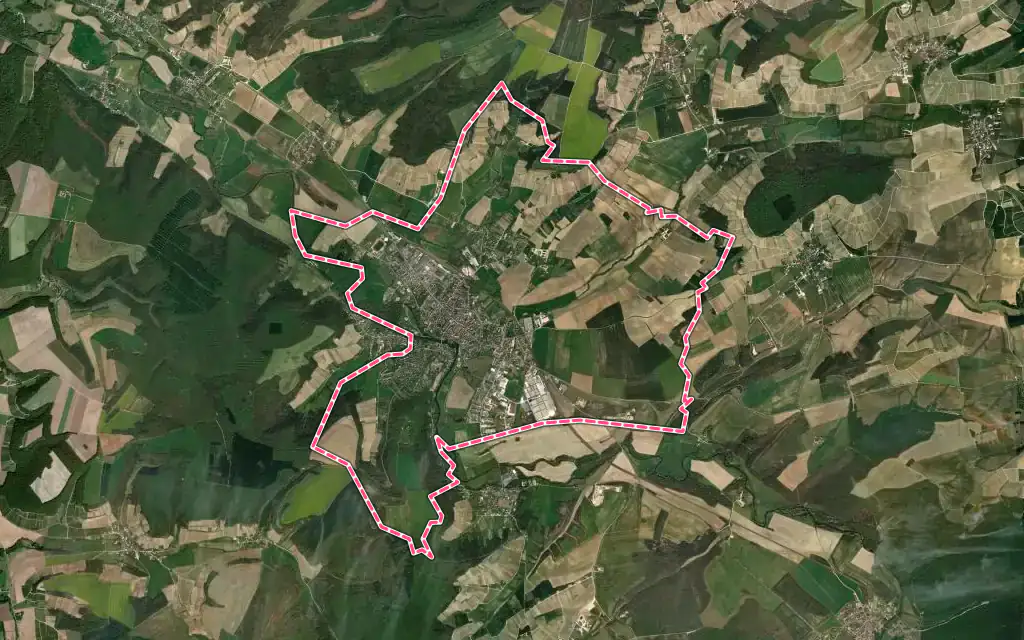Vue satellite de Bar-sur-Aube avec ses contours administratifs