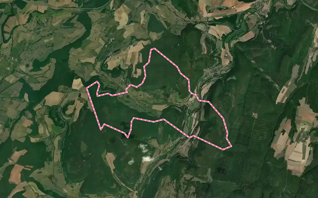 Vue satellite de Barbirey-sur-Ouche avec ses contours administratifs