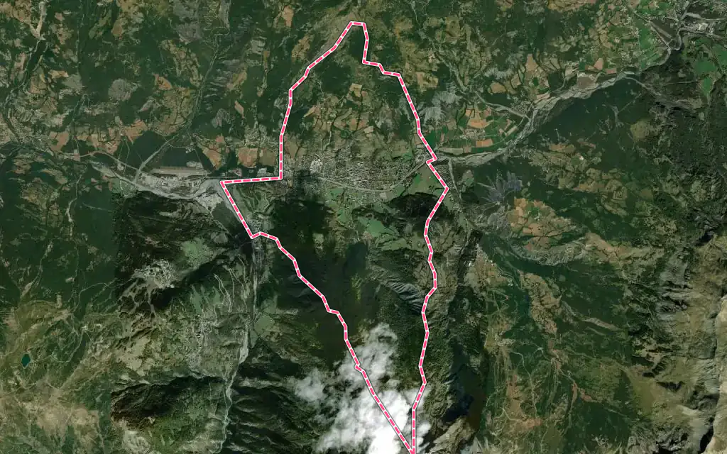 Vue satellite de Barcelonnette avec ses contours administratifs