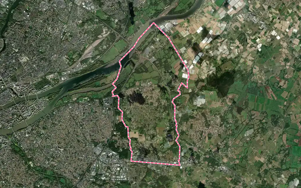 Vue satellite de Basse-Goulaine avec ses contours administratifs