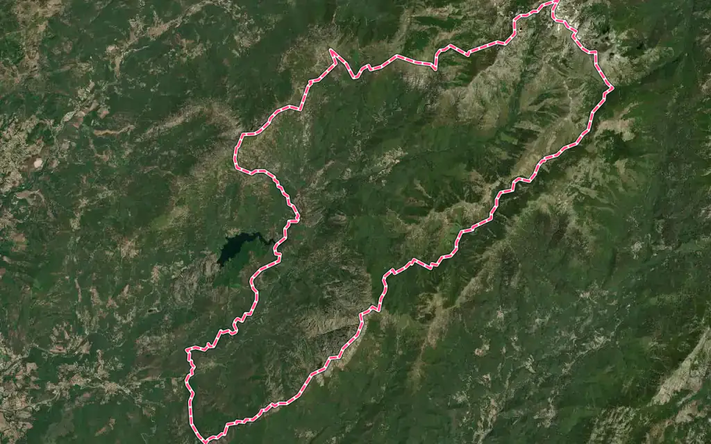 Vue satellite de Bastelica avec ses contours administratifs