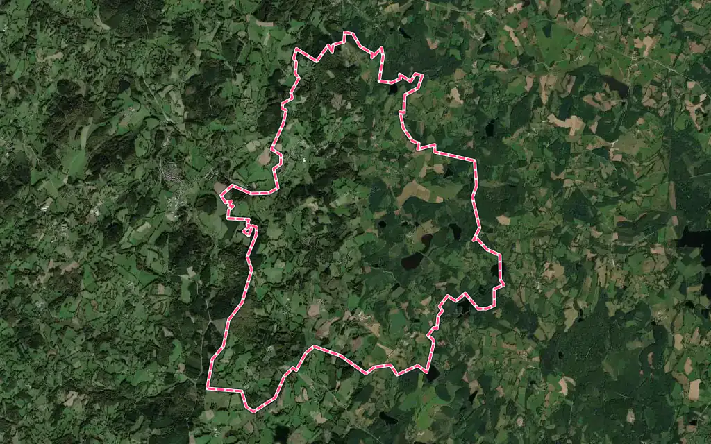 Vue satellite de Basville avec ses contours administratifs