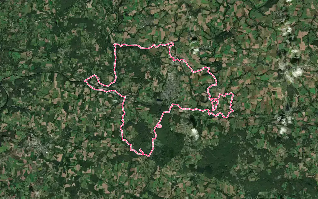 Vue satellite de Baud avec ses contours administratifs
