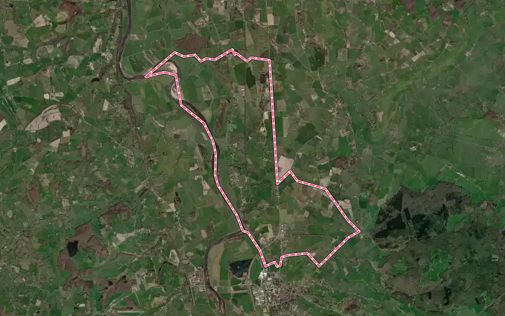 Vue satellite de Baugy avec ses contours administratifs