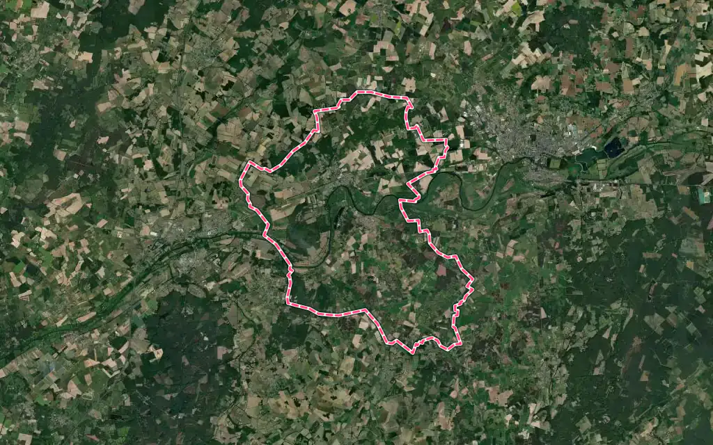 Vue satellite de Bazouges Cré sur Loir avec ses contours administratifs
