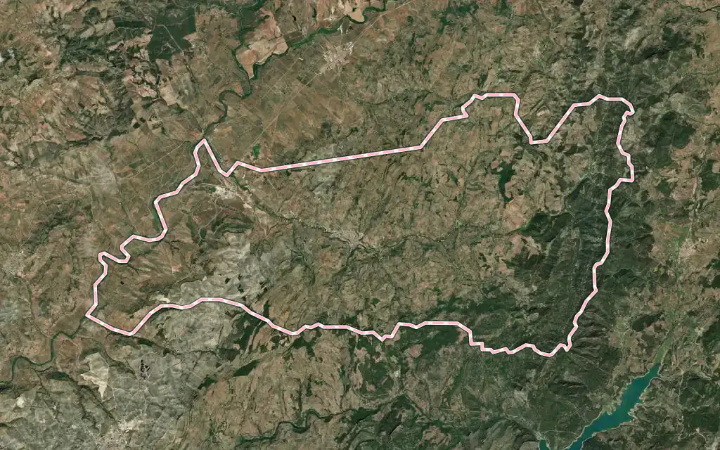 Vista satélite de Beas-de-Segura con su contorno administrativo