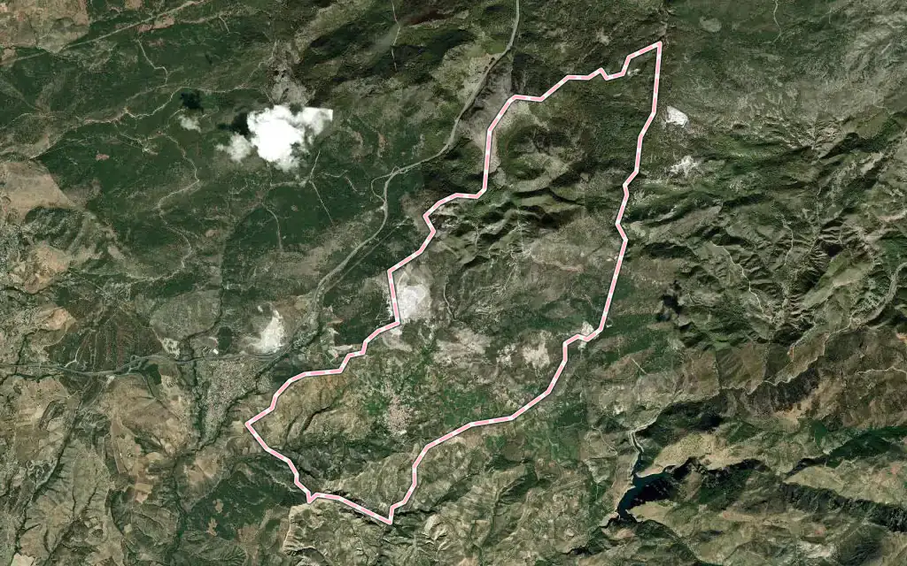Vista satélite de Beas de Granada con su contorno administrativo