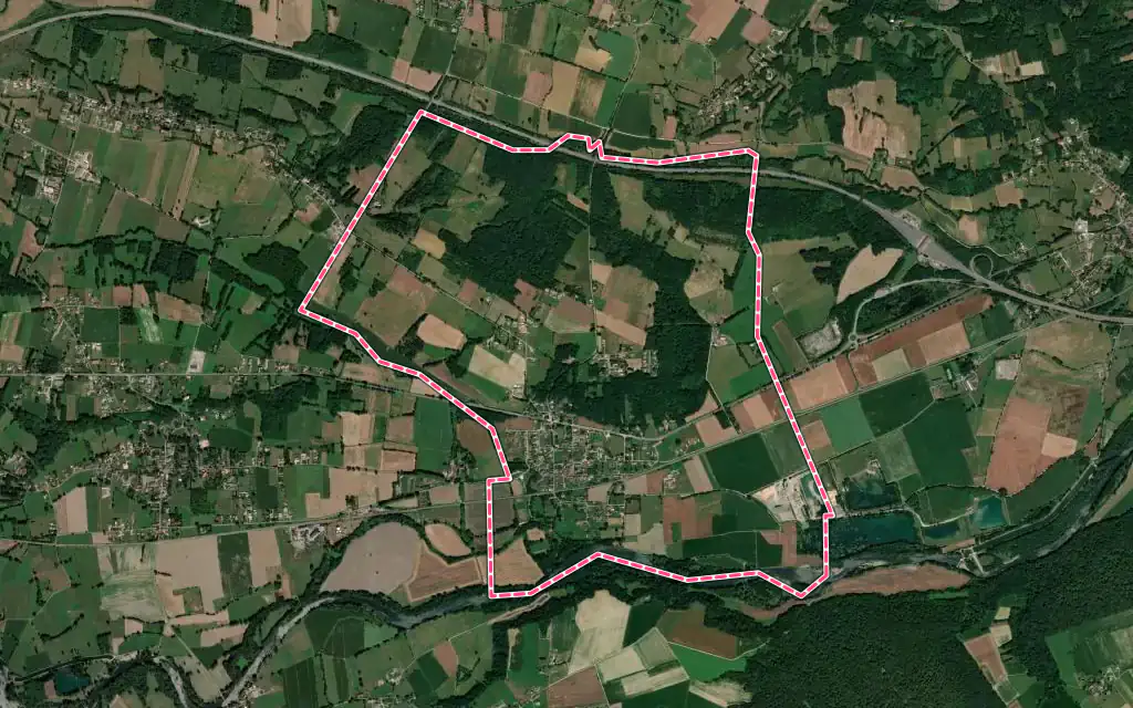 Vue satellite de Beauchalot avec ses contours administratifs
