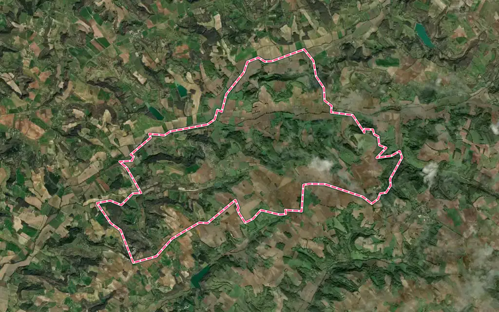 Vue satellite de Beauville avec ses contours administratifs