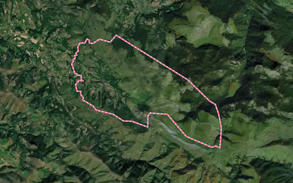 Vue satellite de Béhorléguy avec ses contours administratifs