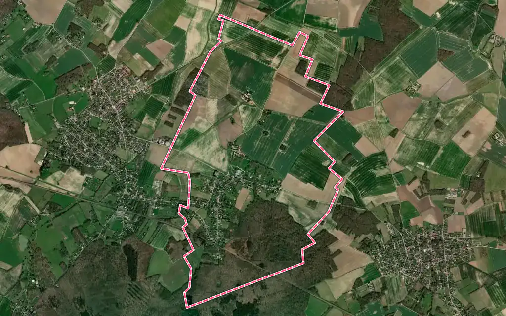 Vue satellite de Béhoust avec ses contours administratifs