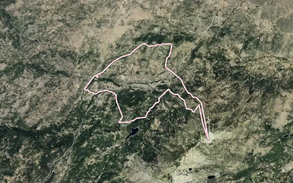 Vista satélite de Béjar con su contorno administrativo