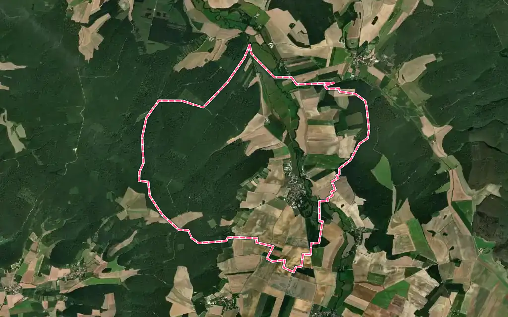 Vue satellite de Belan-sur-Ource avec ses contours administratifs