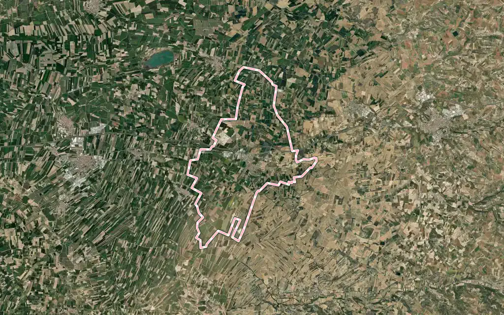 Vista satélite de Bellpuig con su contorno administrativo