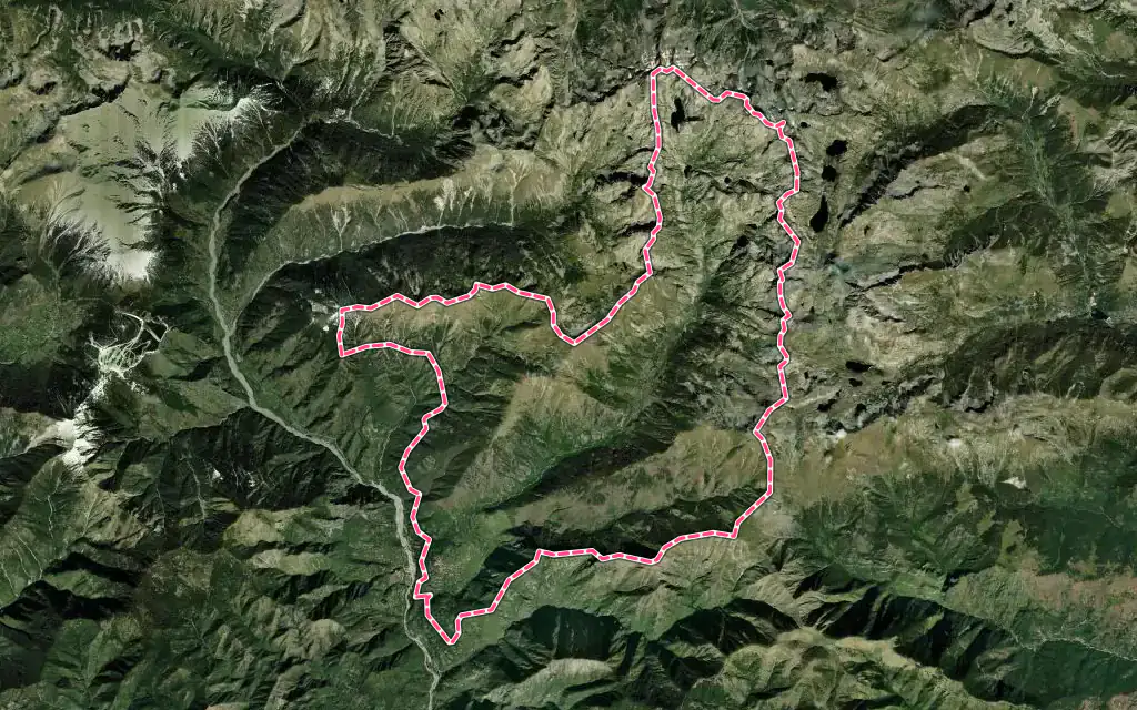 Vue satellite de Belvédère avec ses contours administratifs