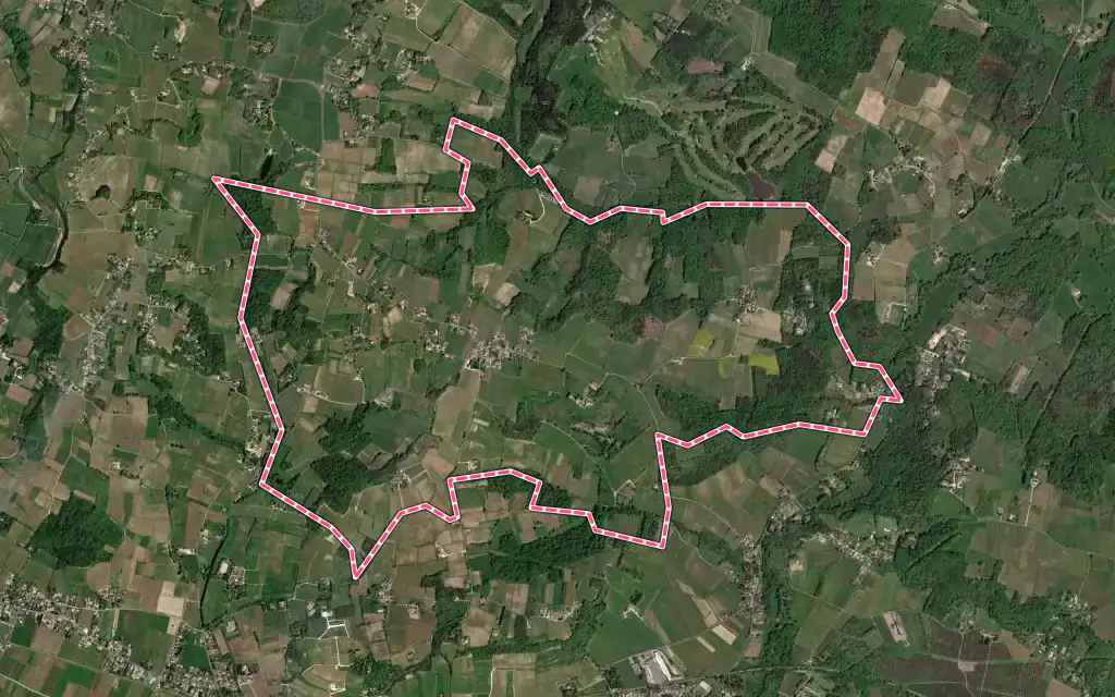 Vue satellite de Belvès-de-Castillon avec ses contours administratifs