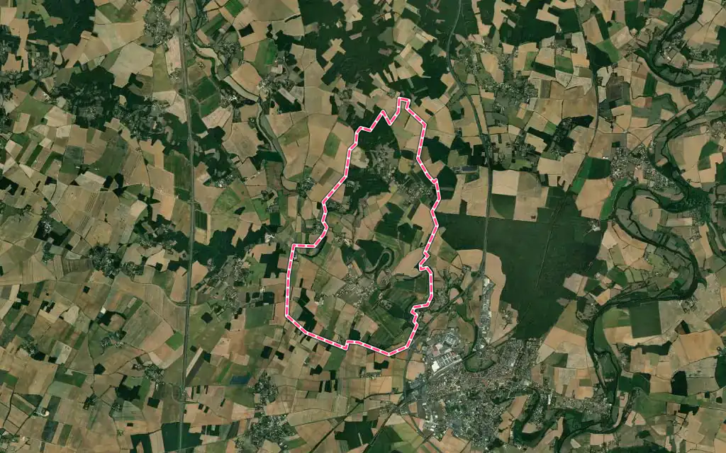 Vue satellite de Bernac avec ses contours administratifs