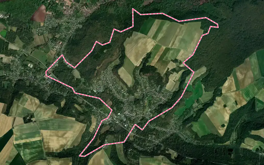 Vue satellite de Béthisy-Saint-Pierre avec ses contours administratifs