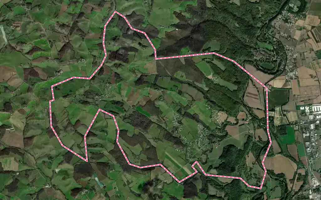 Vue satellite de Bézac avec ses contours administratifs