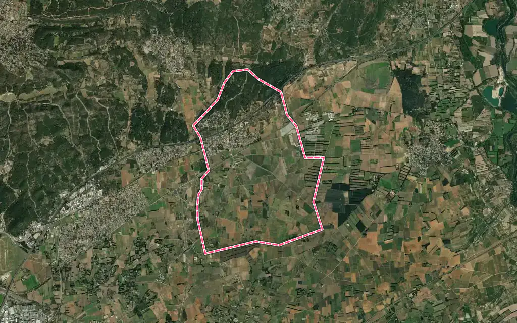 Vue satellite de Bezouce avec ses contours administratifs