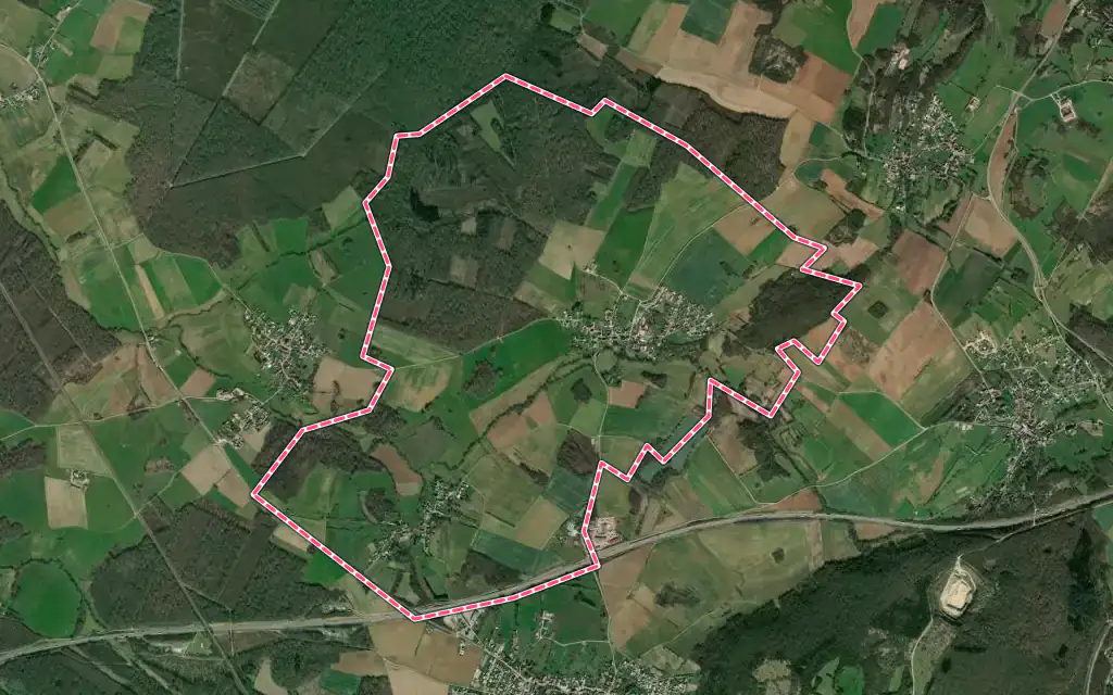 Vue satellite de Biarne avec ses contours administratifs