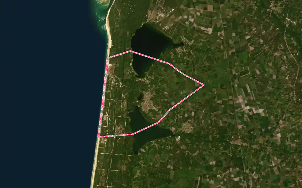 Vue satellite de Biscarrosse avec ses contours administratifs