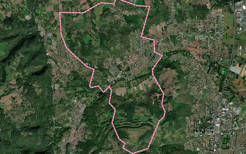 Vue satellite de Blanzat avec ses contours administratifs