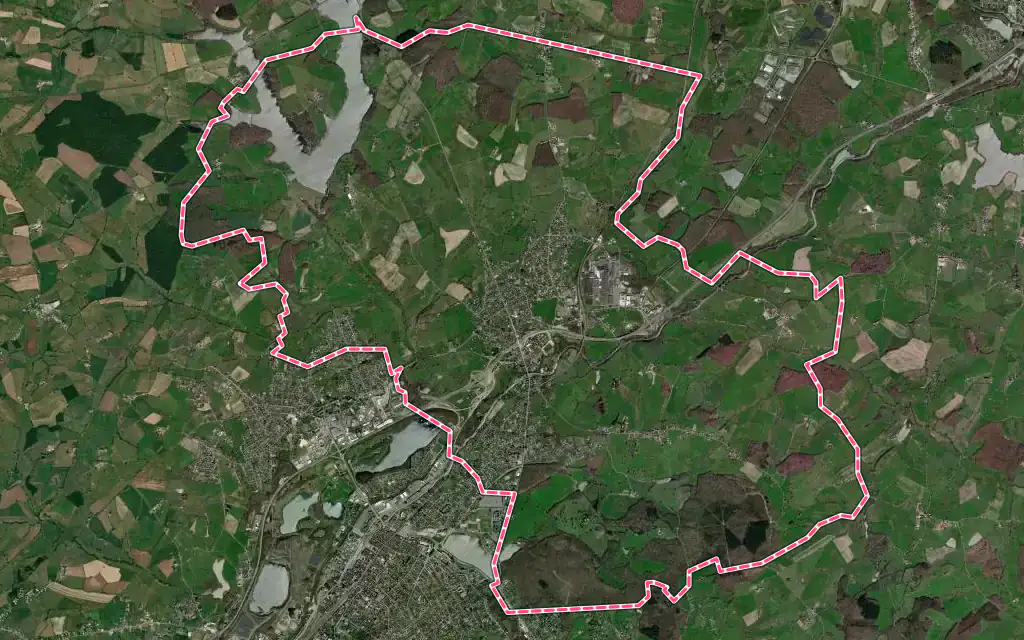 Vue satellite de Blanzy avec ses contours administratifs