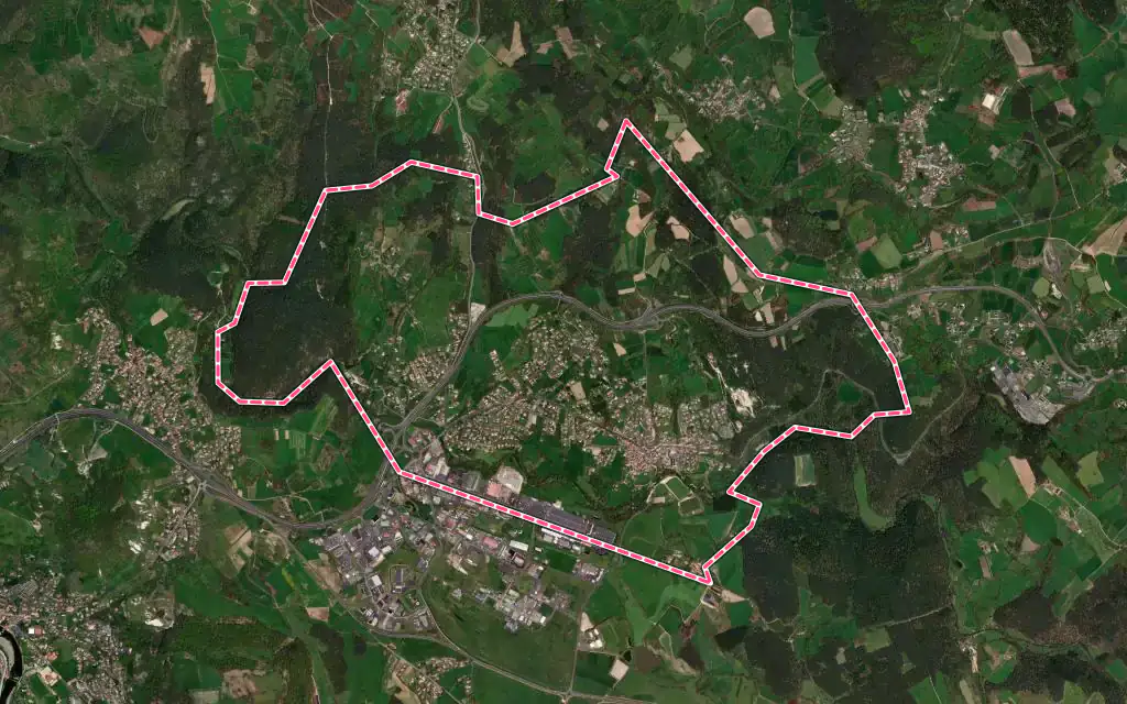 Vue satellite de Blavozy avec ses contours administratifs