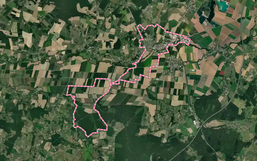 Vue satellite de Bletterans avec ses contours administratifs
