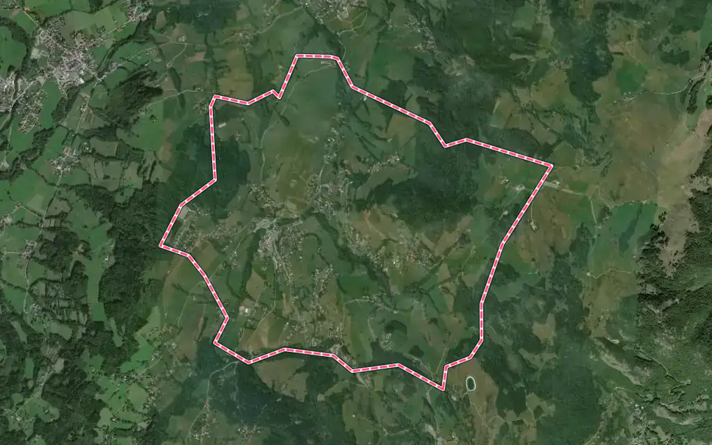 Vue satellite de Bogève avec ses contours administratifs