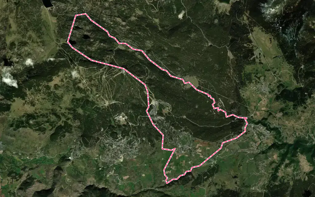 Vue satellite de Bolquère avec ses contours administratifs