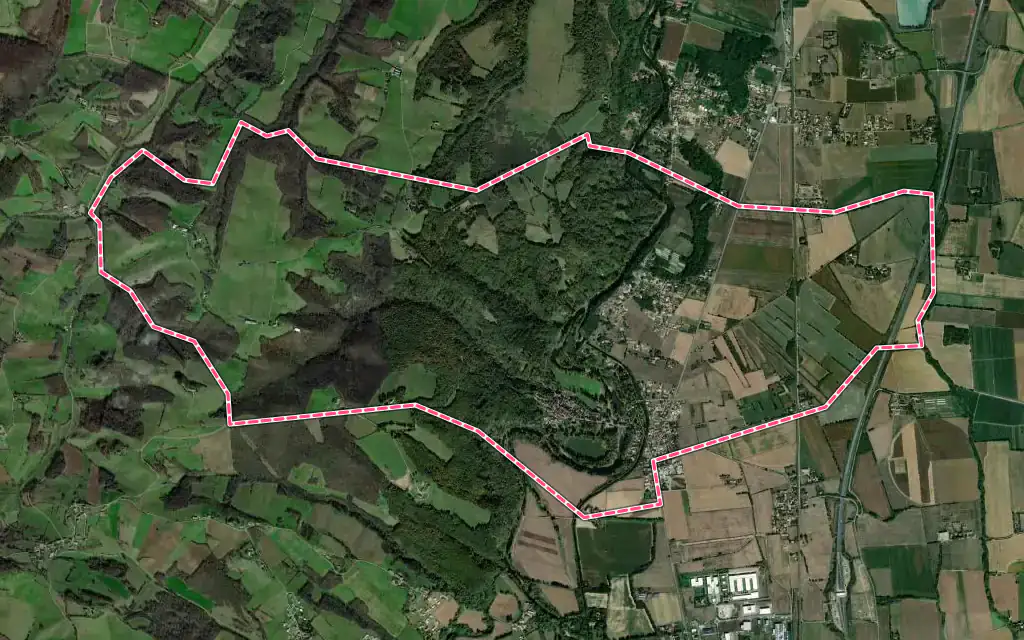 Vue satellite de Bonnac avec ses contours administratifs