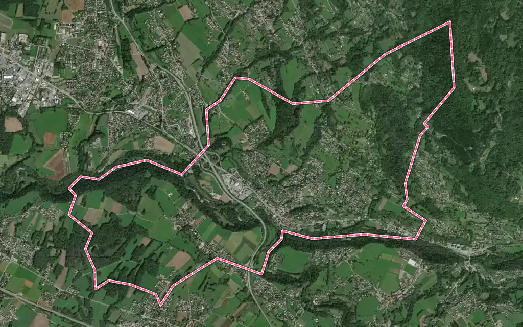 Vue satellite de Bonne avec ses contours administratifs