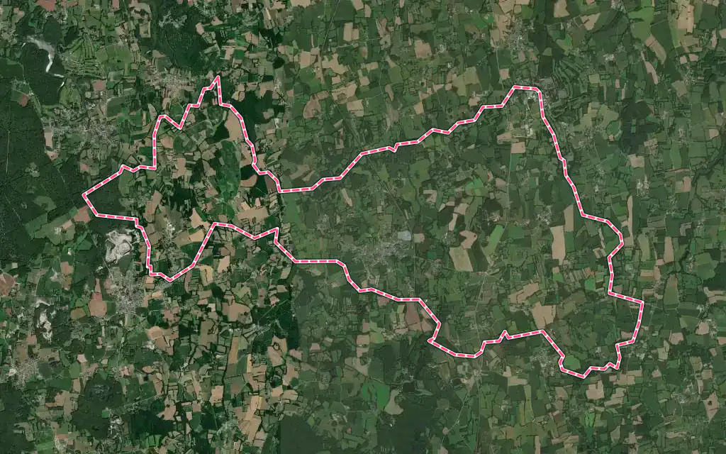 Vue satellite de Bonnemain avec ses contours administratifs