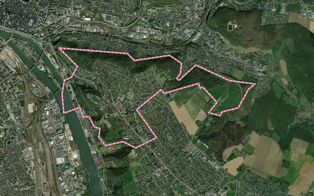 Vue satellite de Bonsecours avec ses contours administratifs