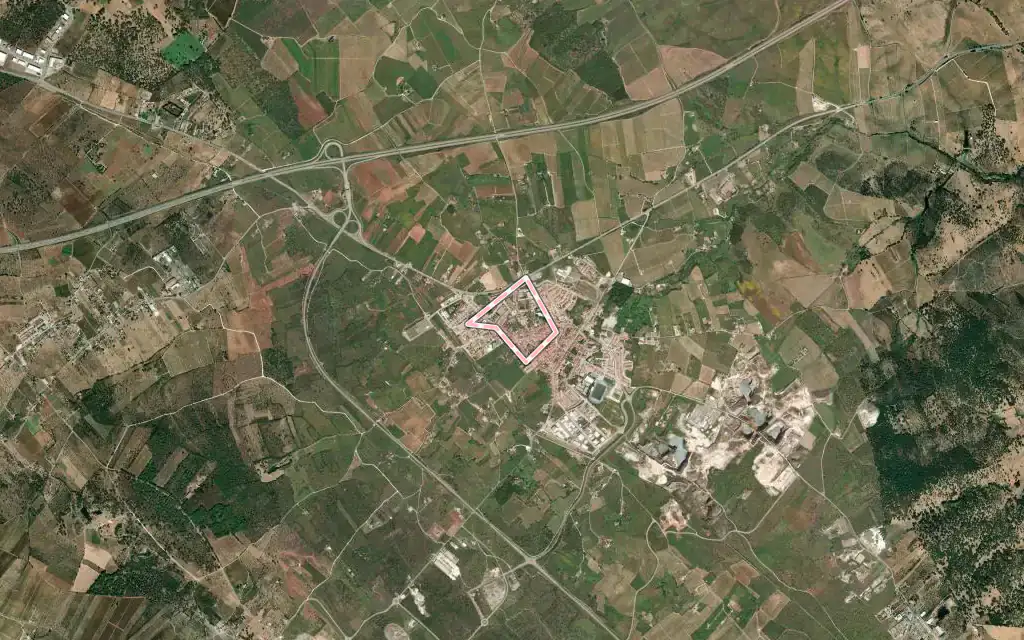Vista satélite de Borba (São Bartolomeu) con su contorno administrativo