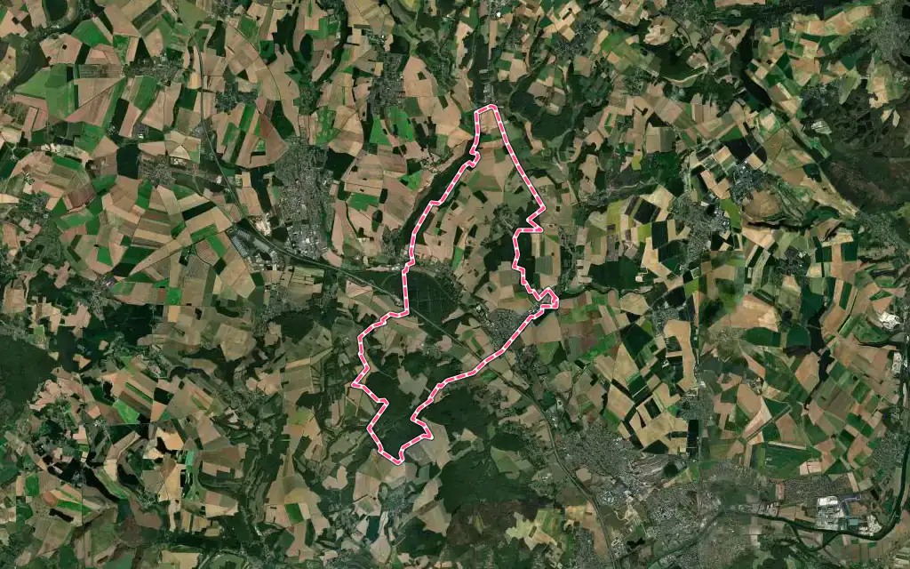 Vue satellite de Bornel avec ses contours administratifs