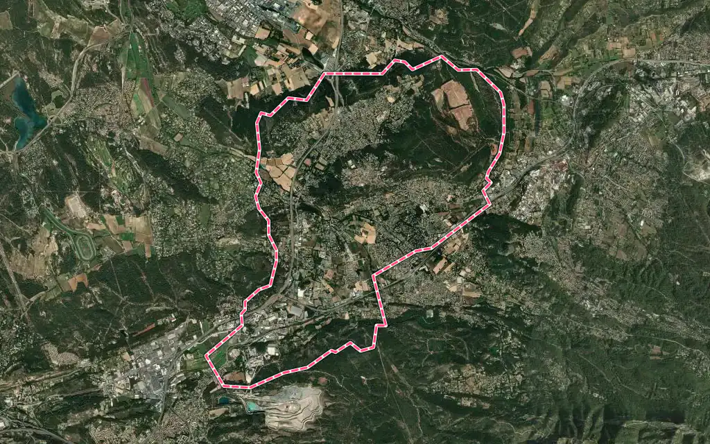 Vue satellite de Bouc-Bel-Air avec ses contours administratifs